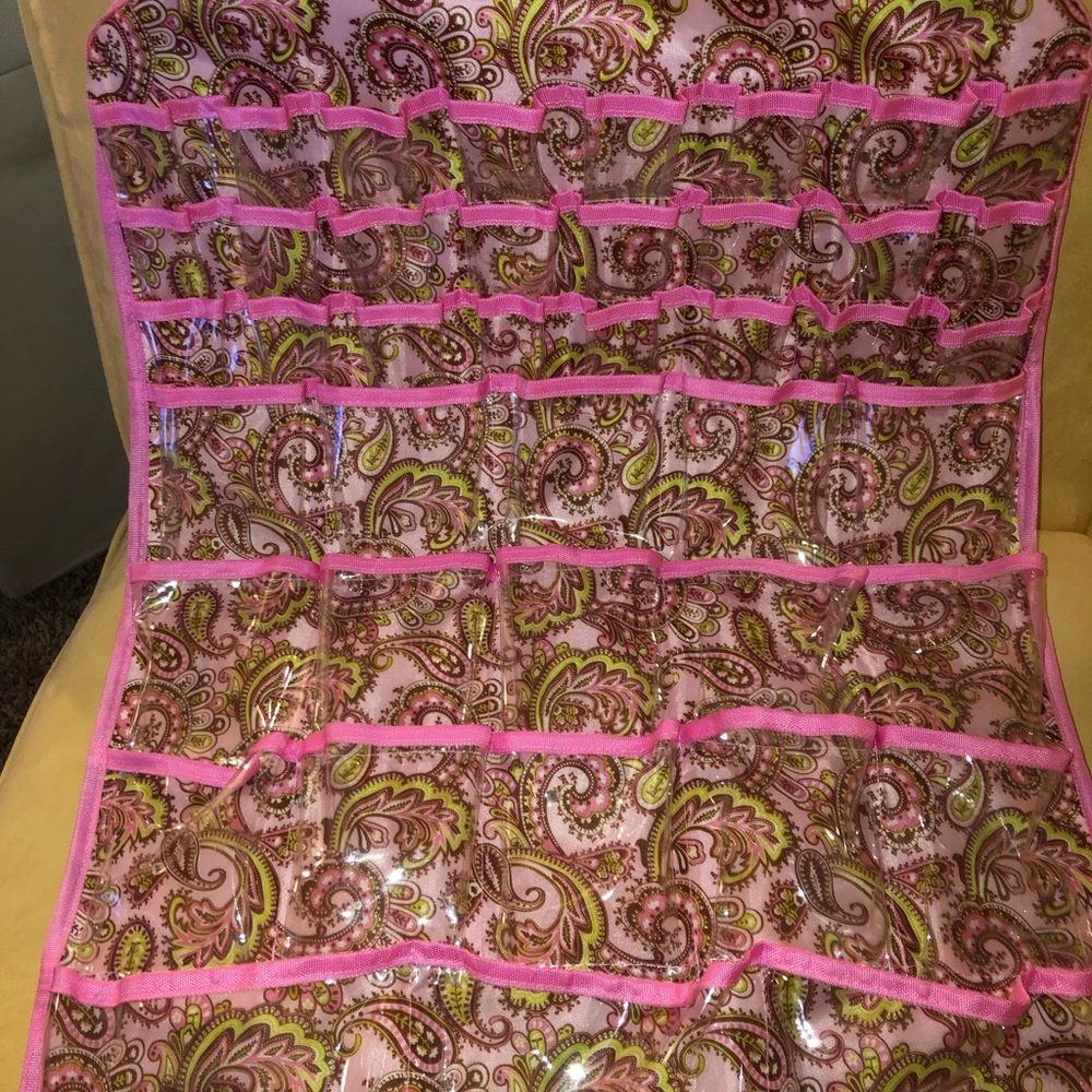 Hanging jewelry organizer NWT perfect for staying organized double-sided - Picture 8 of 13